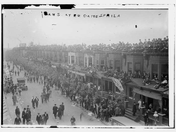 Fans crawling through windows at Shibe Park