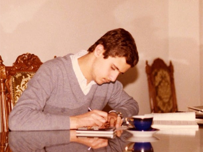 #TBT: Assad puts his nose to the grindstone to prepare for exams.