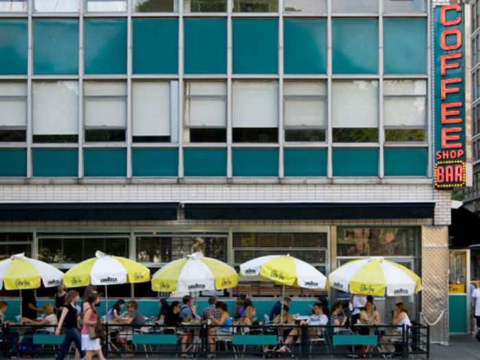 Coffee Shop in Union Square is definitely not a place to go if you want to be discreet. Every booth is full, and most of them are full of tech people.