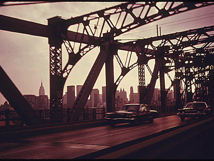 Williamsburg Bridge facing towards Manhattan.