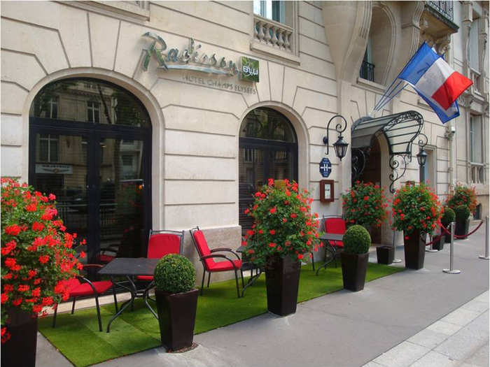 12. Radisson Blu Hotel Champs Elysées, Paris (78 bis Avenue Marceau): $608 per night