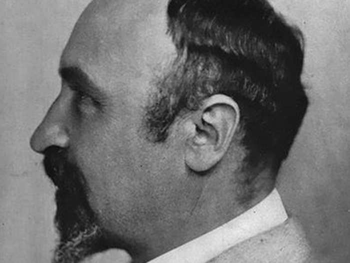 Leo Hendrik Baekeland invented plastic.