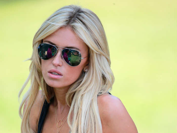 Dustin Johnson (#48) is dating Paulina Gretzky, Wayne Gretzky