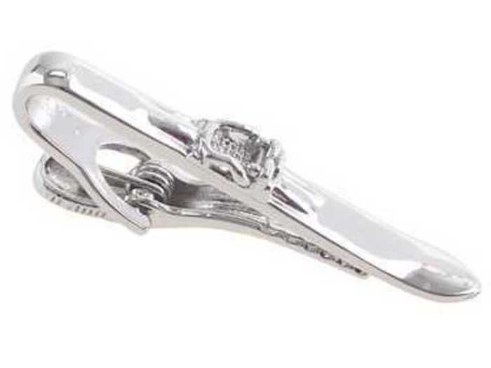 Show him you know he has a life outside the office with a fun, alpine ski tie clip.