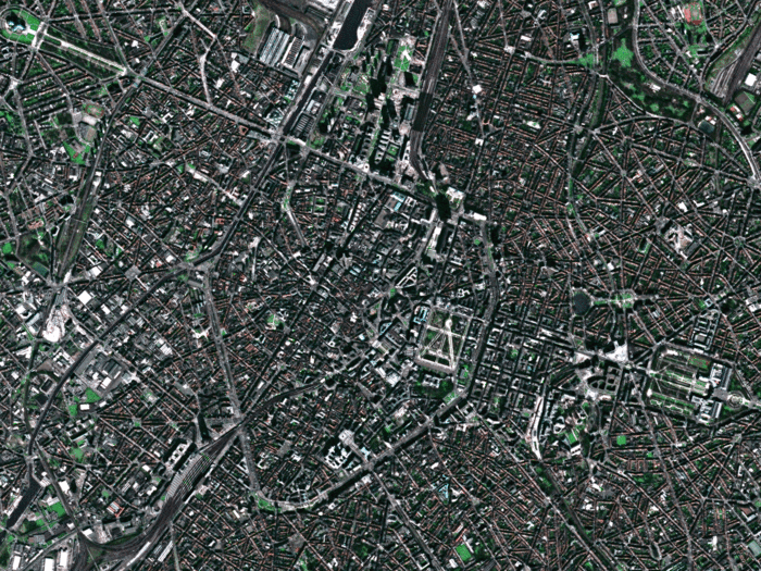 This is the center of Brussels, Belgium. You can see Brussels Park in the center (green square with a triangle through it) and the Cinquantenaire Park to its right. Brussels is known for its many parks and green spaces. This image was taken by France