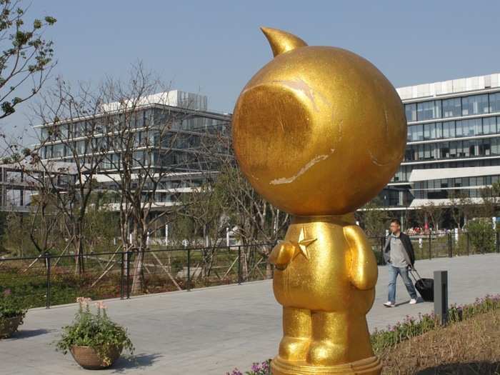 Just like Google with its Android statues, Alibaba has its own corporate mascots all over campus.