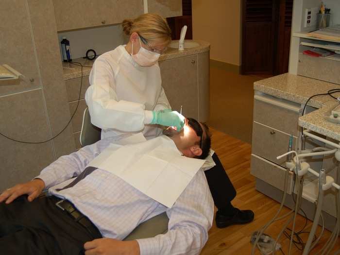 Dentists and Dental Hygienists/Assistants and Dental Lab Technicians