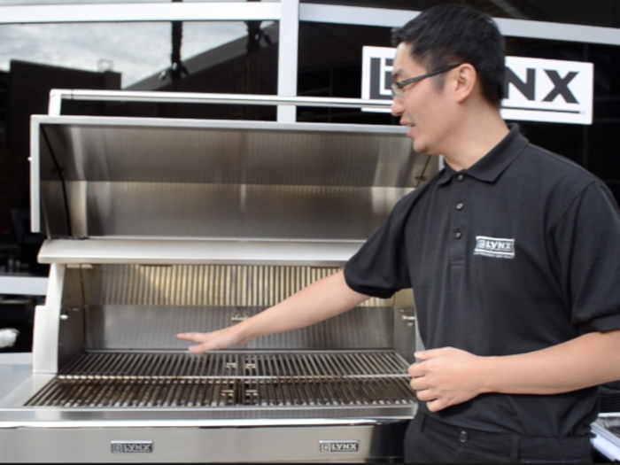 The grill then preps, to get the temp to the optimal level for the specific dish, so by the time you throw your food on, you get a great sizzling sound.