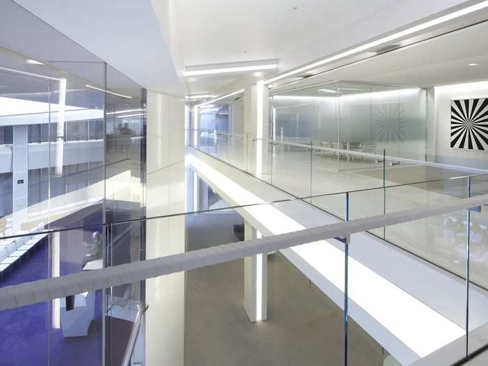 The London offices for international law firm K&L Gates make use of an unusually shaped building to create high-tech and collaborative work spaces. (Lehman Smith McLeish)