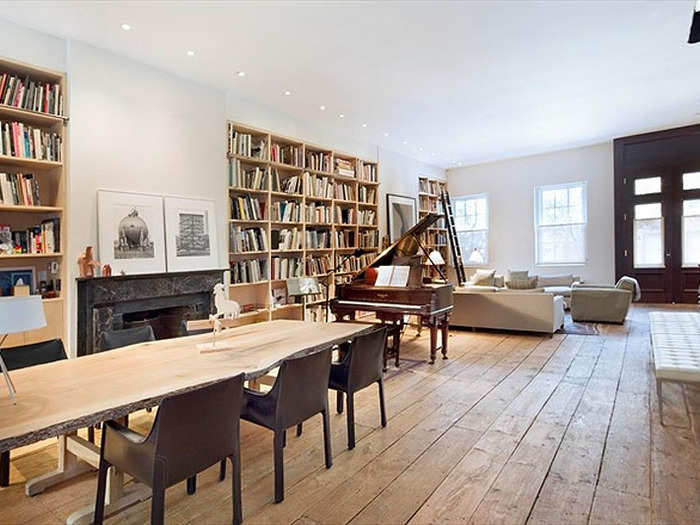 Leibovitz started buying the townhouses in 2002, and has gut-renovated them all.