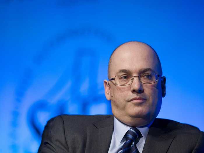 Steve Cohen worked in the produce section of a grocery store.