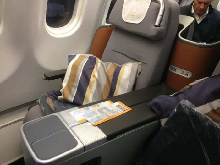 But there it is — our "fully flat seat!" I wouldn