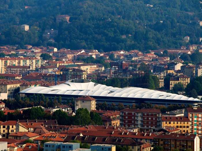 The brand-new Campus Luigi Einaudi at Universita Degli Studi Di Torino in northwestern Italy houses facilities for 5,000 law and political science students. The design represents a modern interpretation of the traditional cloistered quadrangle.