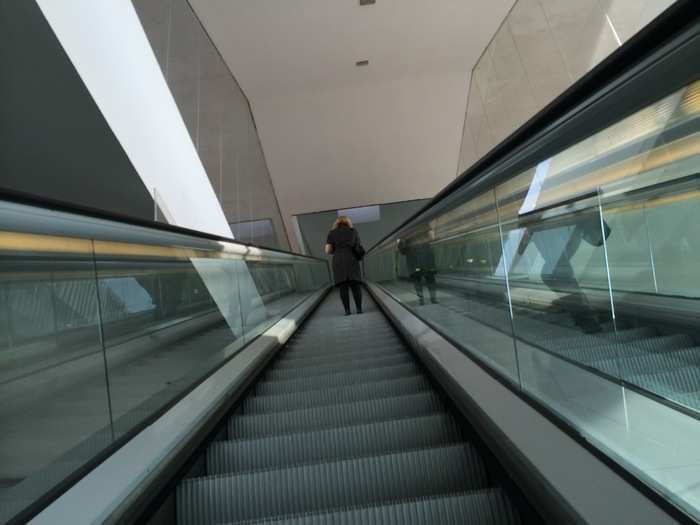 Done with hall 8, we take the escalator back to the main walkway.