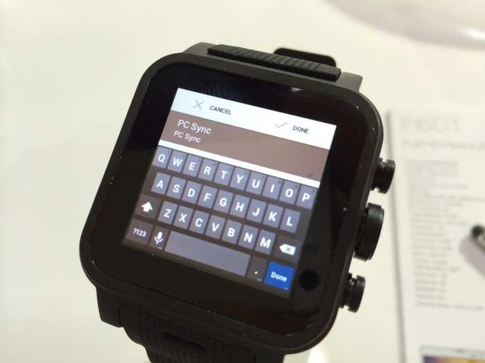 The keyboard on this smartwatch was laughable. You need tiny fingers to hit the keys.