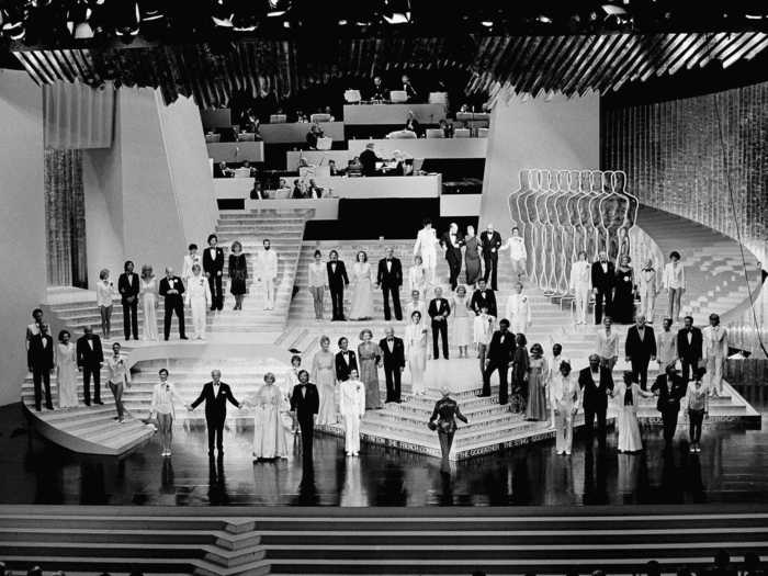 The real fun and games began when the stars slipped into the theater. To kick off the show, past recipients of the Academy Awards gathered on stage.