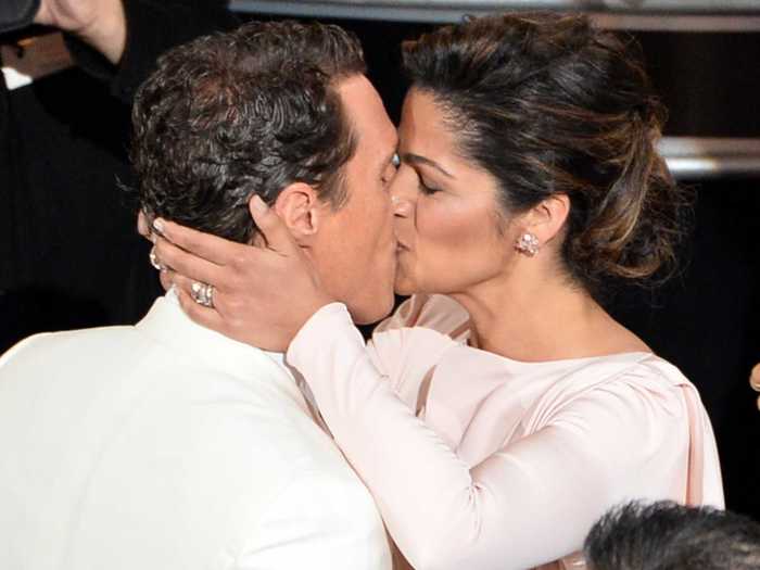 Matthew McConaughey had a tender moment with wife Camila Alves before accepting his Best Actor award.