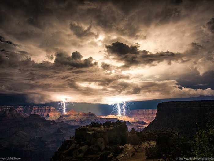 What better way to communicate science than with amazing pictures?