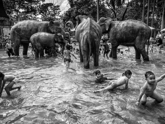 Thailand: "Children Day" by Suthas Rungsirisilp