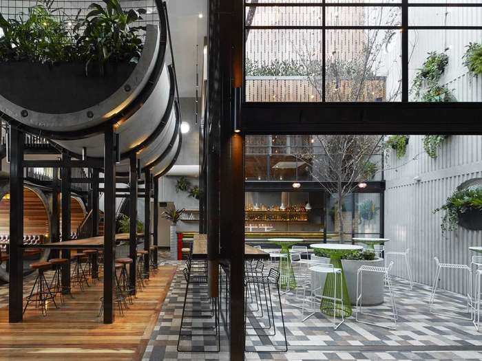 BEST BAR & NIGHTCLUB (Jury): Prahan Hotel, Melbourne, Techne Architects