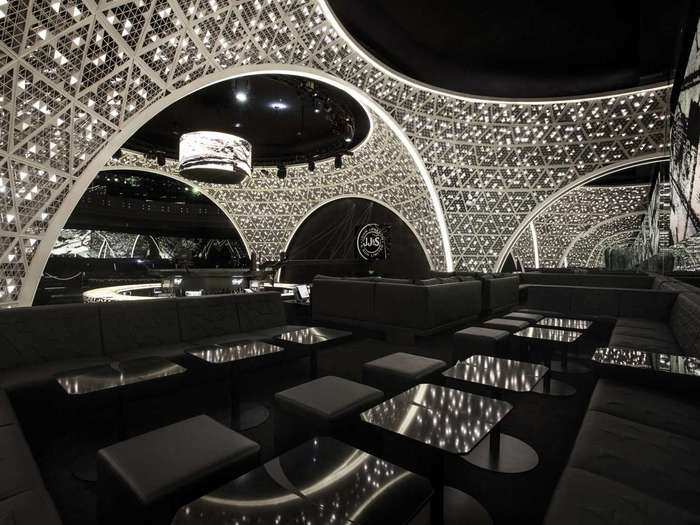 BEST BAR & NIGHTCLUB (Popular): BIBOSS LTD, Bulgaria, mode