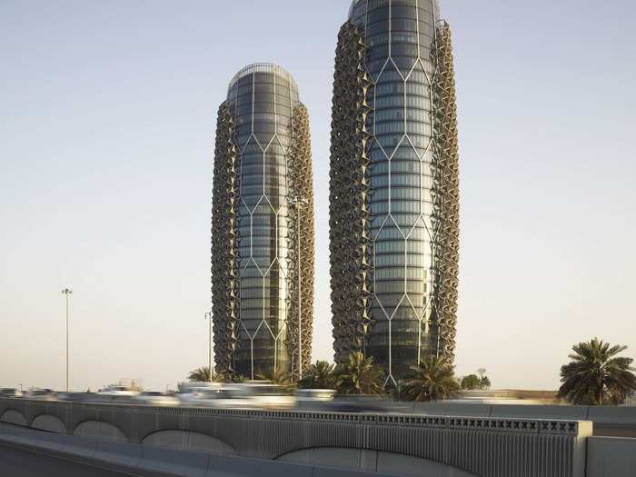 BEST OFFICE HIGH RISE (Jury): Al Bahr Towers, Abu Dhabi, Aedas Architects