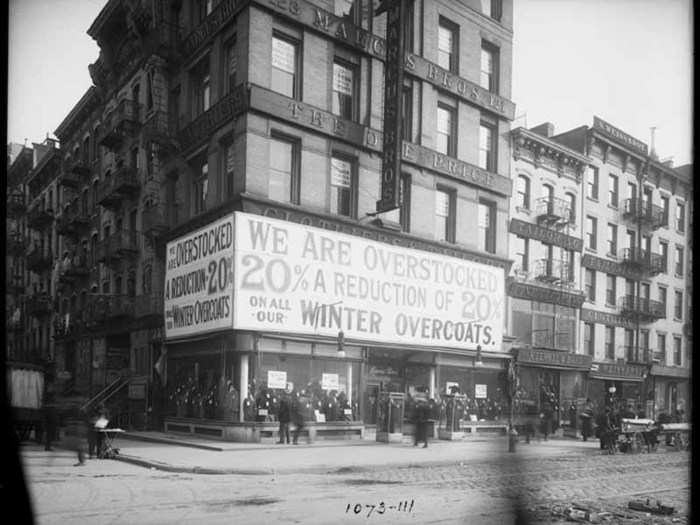 Canal Street on January 22, 1913.