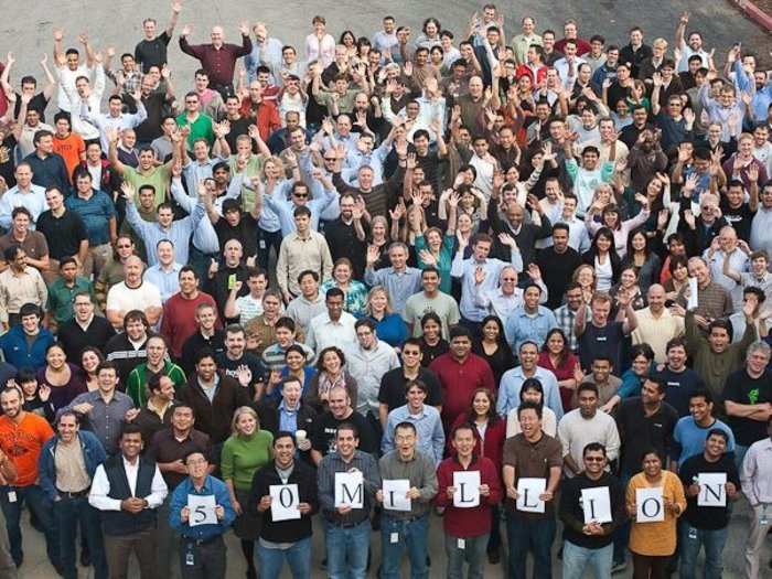 The team grew a lot by October 2009, when LinkedIn snapped a photo celebrating 50 million members.