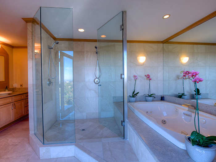 The master bath is pretty nice, too.