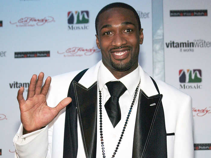 Now check out how fellow NBA star Gilbert Arenas flaunts his fortune.