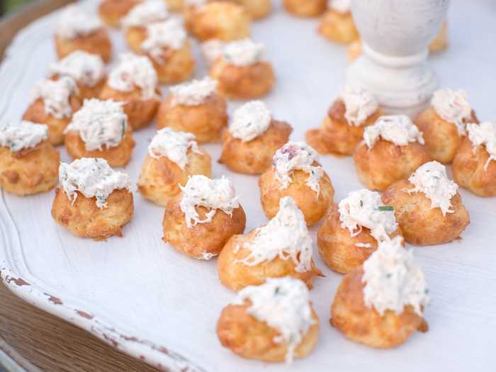 DELAWARE: Delaware is famous for its fresh crab, and crab puffs — made with crabmeat, cheese, and baked or fried — are the perfect way to enjoy this delicacy in snack form.
