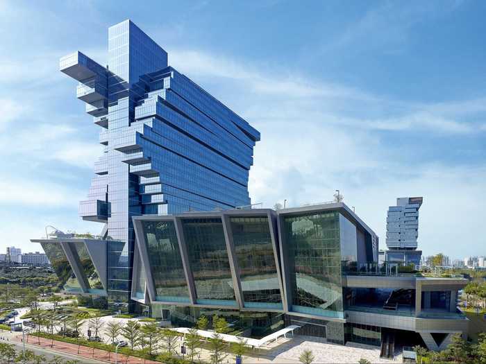 #10 (TIE) NANFUNG COMMERCIAL, THE HOSPITALITY AND EXHIBITION COMPLEX — The complex, in Guangzhou, China, offers exhibition space, offices and a 5-star hotel with the city