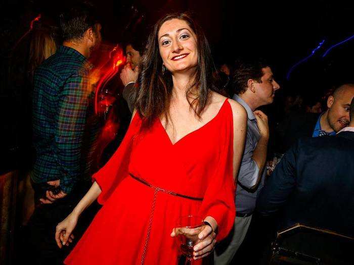 Yahoo Travel editor Paula Froelich looked stunning in red.