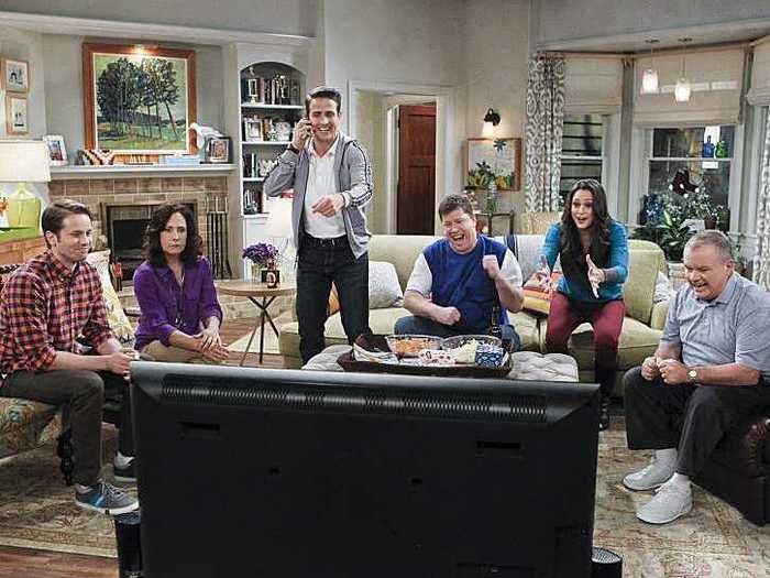 "The McCarthys" (CBS)