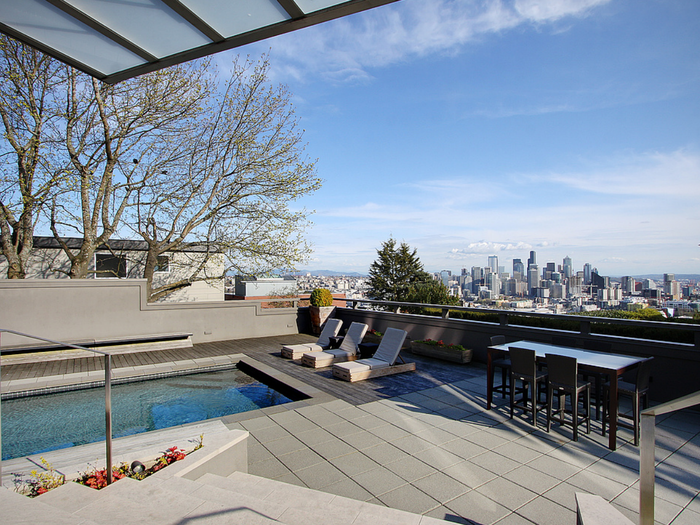 Back outside, you can lounge by the pool while you gaze at the Space Needle.