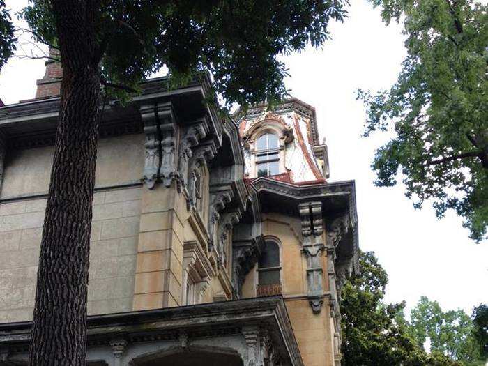 You can tell the 165-year-old house has tons of charm.