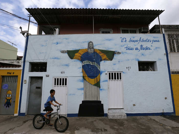 Rio Has Been Overtaken By This Incredible World Cup-Inspired Street Art