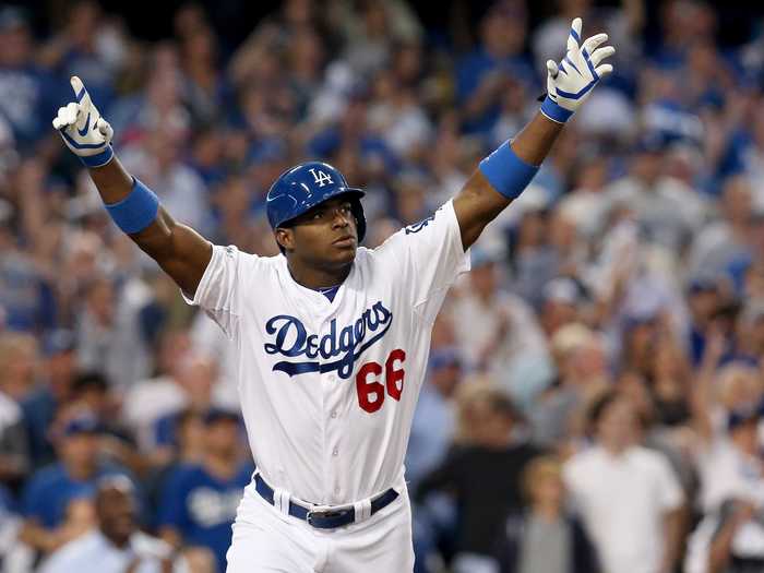 #8  Los Angeles Dodgers (31-30)