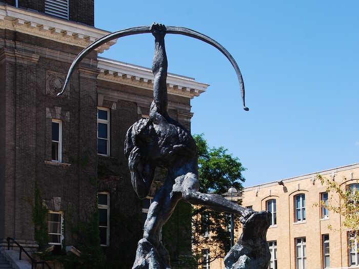 Syracuse University Saltine Warrior (1931-1978)