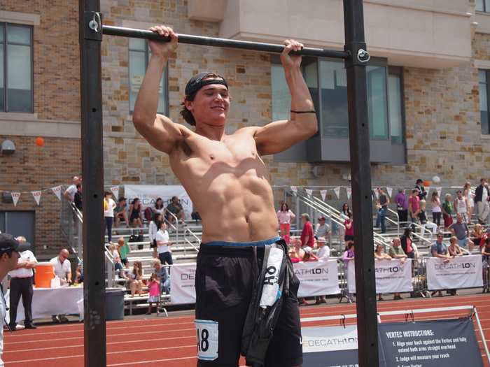 Morgan Stanley trader Ted Finan did 29 pull-ups during the competition. We caught him doing some more afterwards.