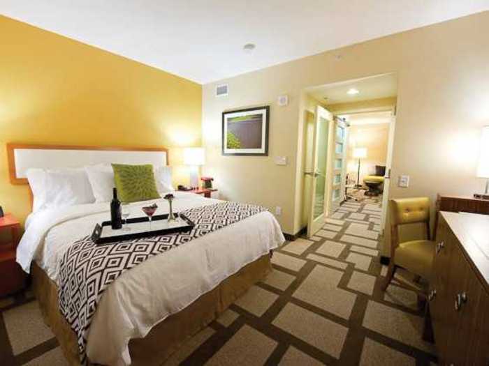 HOUSTON: Embassy Suites Houston Downtown ($134)