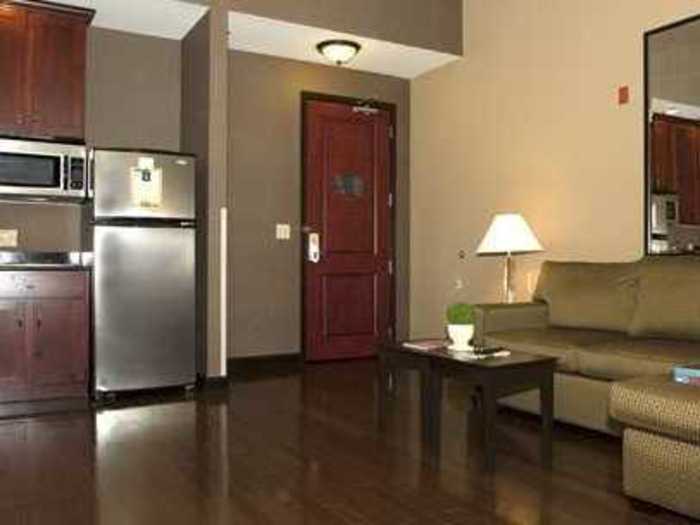 INDIANAPOLIS: Homewood Suites by Hilton Indianapolis Downtown ($119)