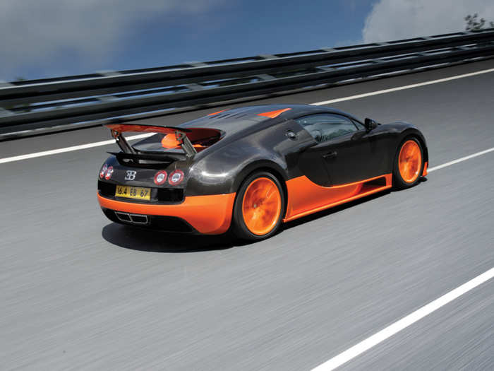 2. Bugatti Veyron Super Sport - 268 MPH: The Super Sport is the ultimate version of Bugatti