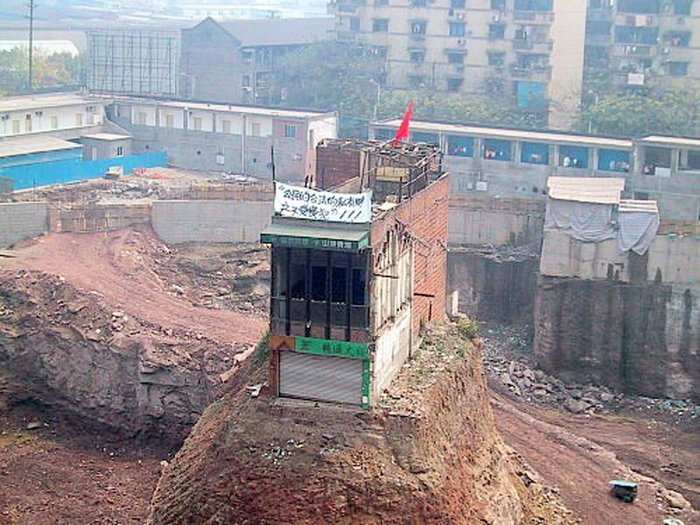 China is famous for its spite houses too, although they go by a different name.