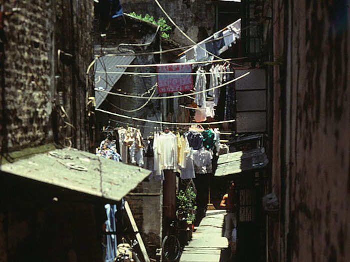 Narrow lane, probably located near the Ruínas de São Paulo