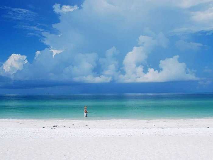 12. Coquina Beach – Anna Maria Island, Florida (TIE)