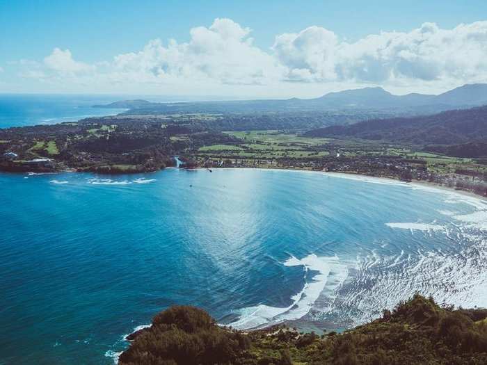 1. Hanalei Bay Beach – Kaui, Hawaii