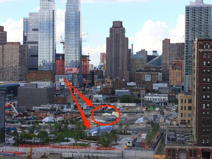 But most New Yorkers will be particularly excited about is the No. 7 train expansion, which will connect the east side and Queens to Hudson Yards, the High Line, and more. It will serve 40,000 people a day.