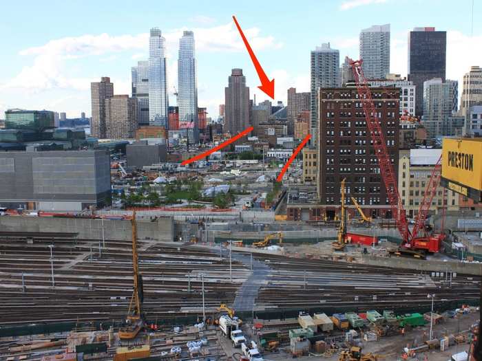 n addition to the High Line, a promenade called Hudson Park & Boulevard will span 10th and 11th Avenues from 33rd to 39th Street.