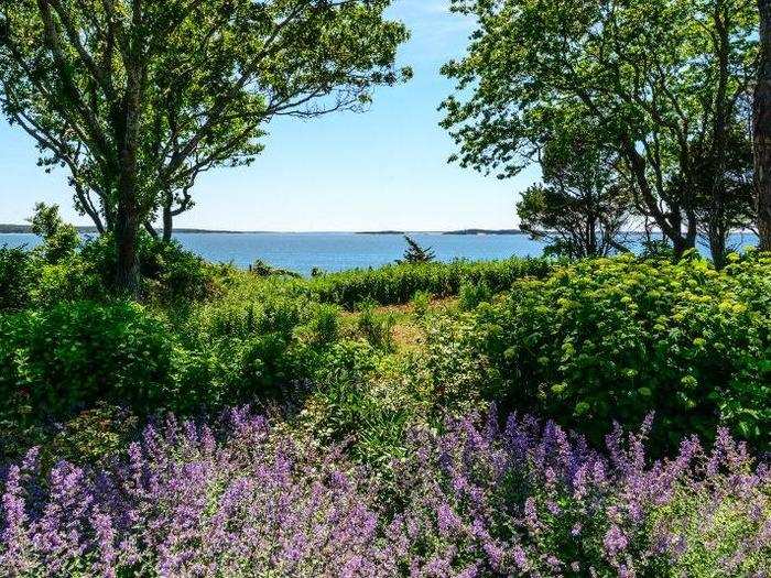 And have incredible views of Noyack Bay.